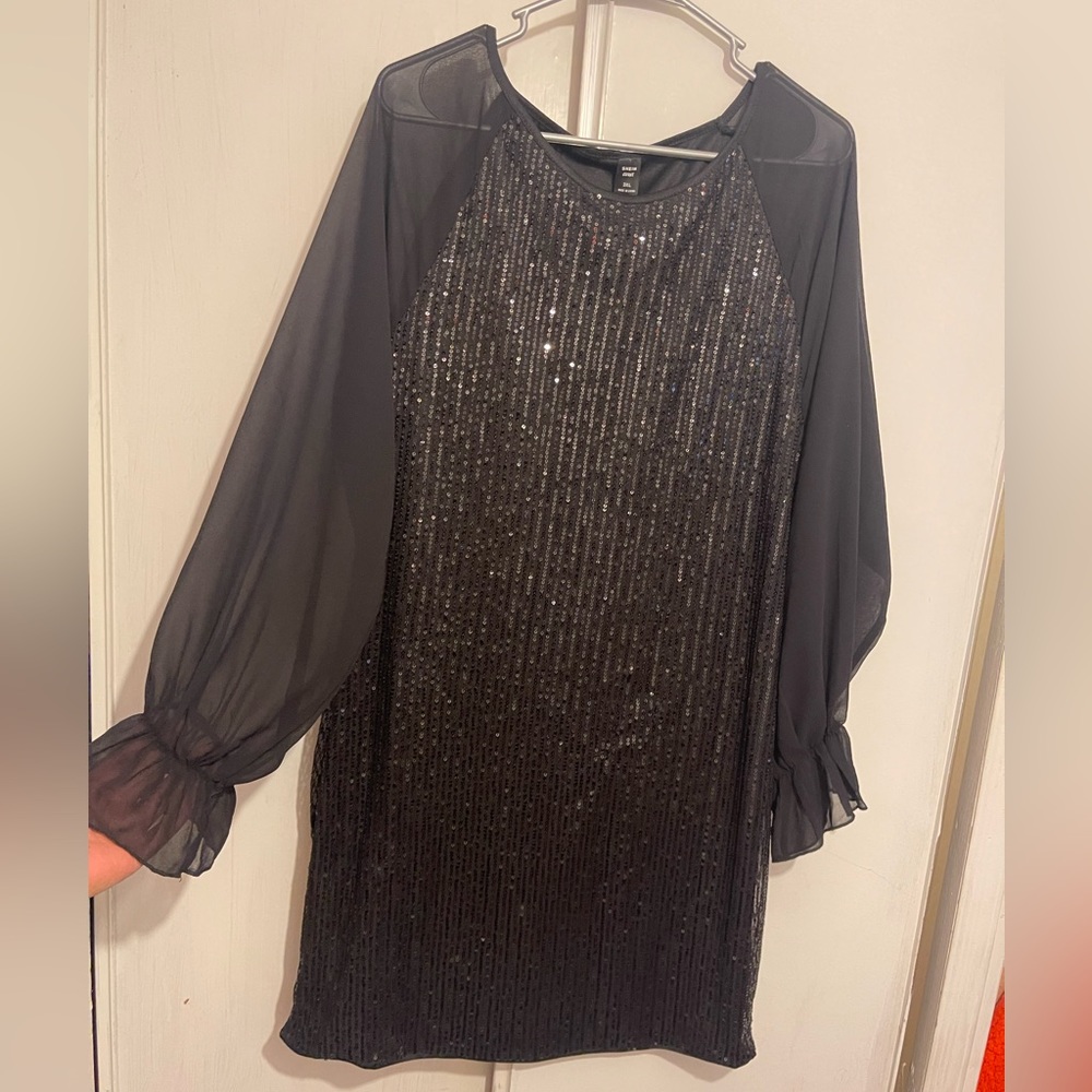 Black sequin mini dress Plus size